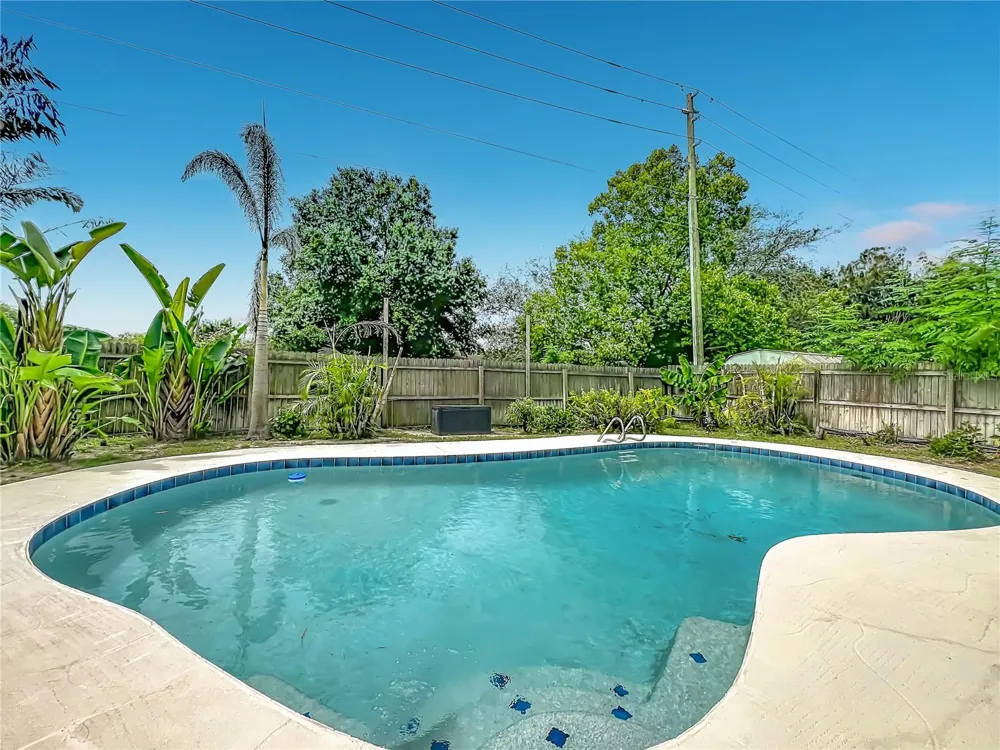 1523 CANTERBURY CIRCLE Casselberry, FL 32707