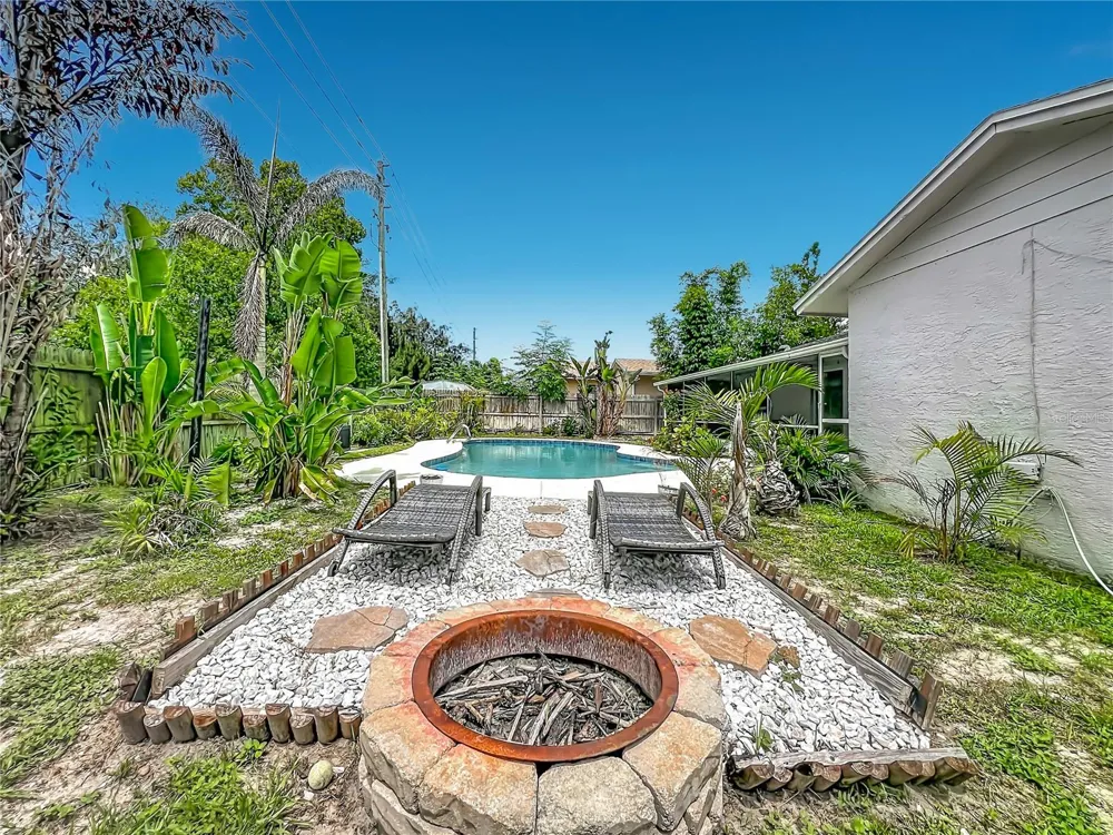 1523 CANTERBURY CIRCLE Casselberry, FL 32707