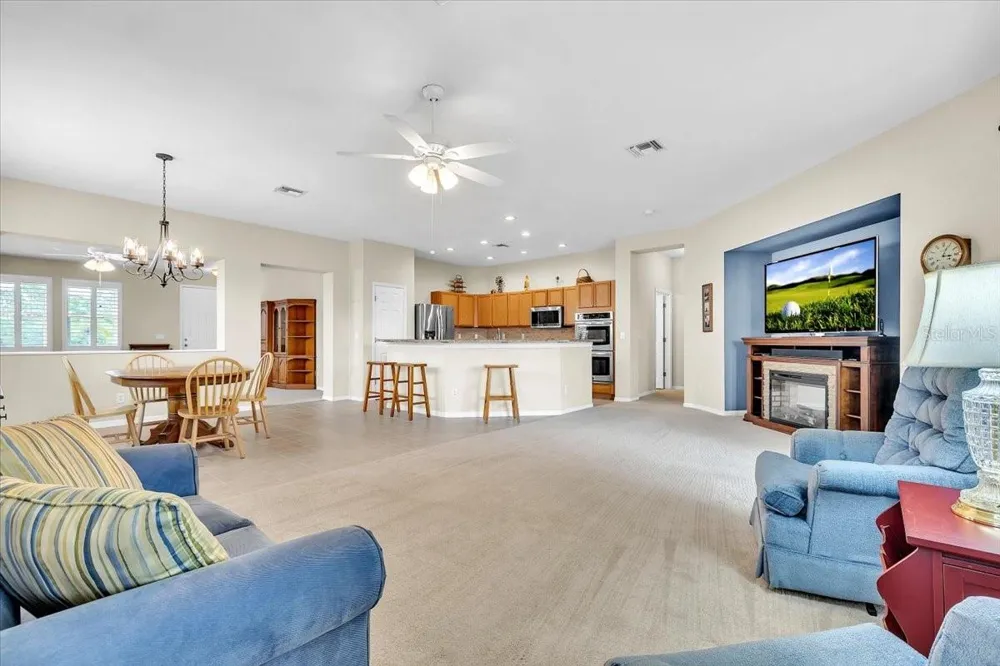 12933 SW PEMBROKE CIRCLE S Lake Suzy, FL 34269