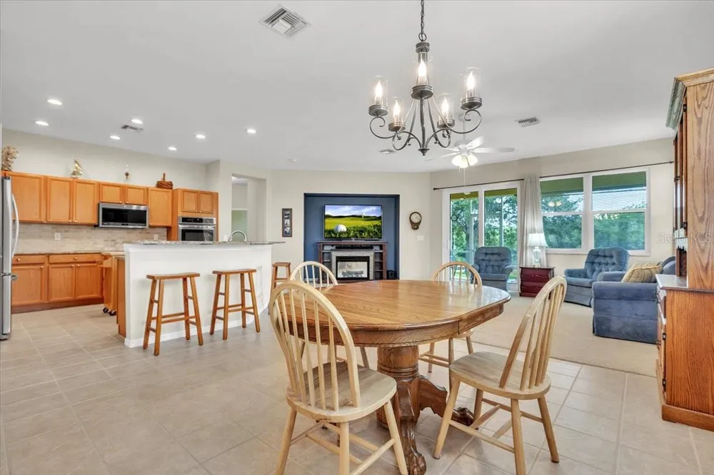 12933 SW PEMBROKE CIRCLE S Lake Suzy, FL 34269