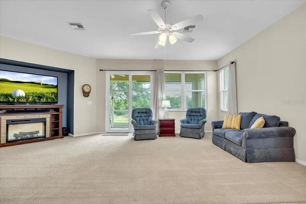 12933 SW PEMBROKE CIRCLE S Lake Suzy, FL 34269