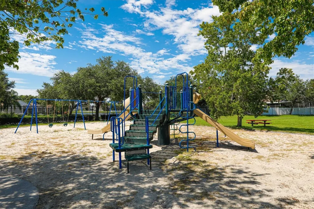 4642 SABAL KEY DRIVE Bradenton, FL 34203
