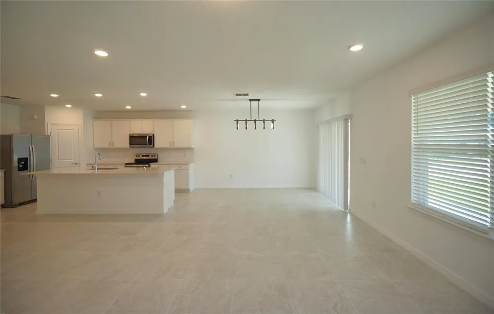 9667 SUMMERS CAY CIRCLE Thonotosassa, FL 33592