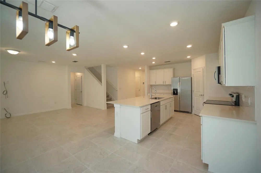 9667 SUMMERS CAY CIRCLE Thonotosassa, FL 33592