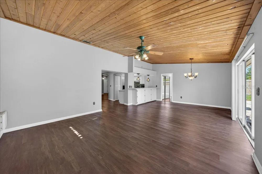 10202 56TH STREET Pinellas Park, FL 33782