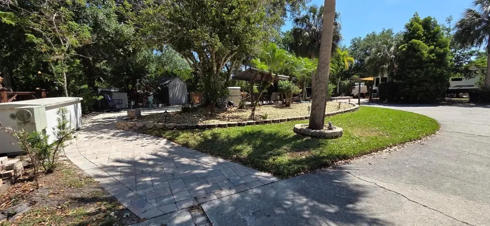 185 APPALOOSA TRAIL River Ranch, FL 33867