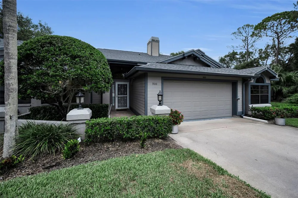 900 LUCAS LANE Oldsmar, FL 34677