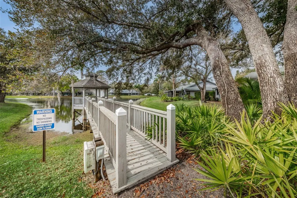 900 LUCAS LANE Oldsmar, FL 34677