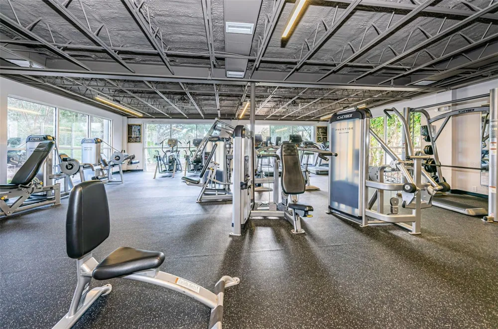 900 LUCAS LANE Oldsmar, FL 34677
