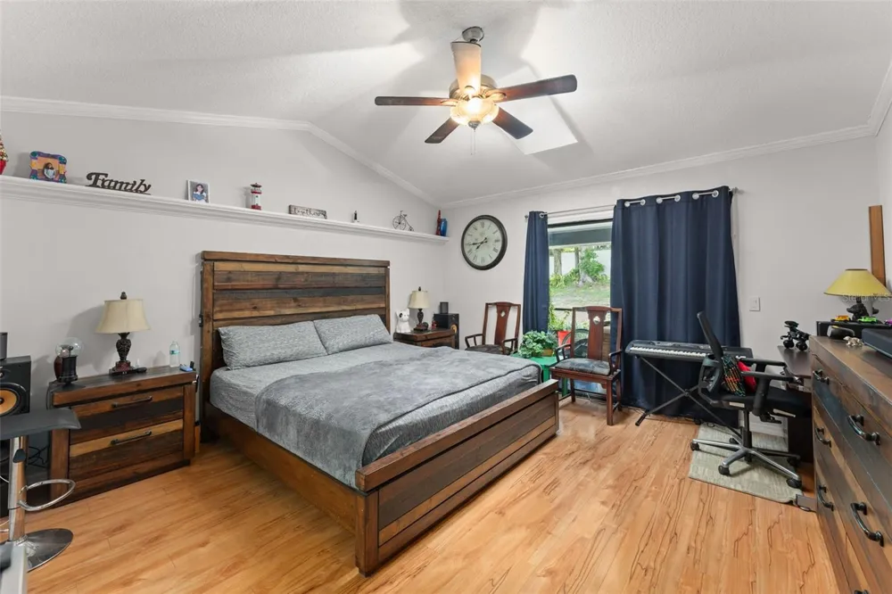 1341 S RIDGE LAKE CIRCLE Longwood, FL 32750
