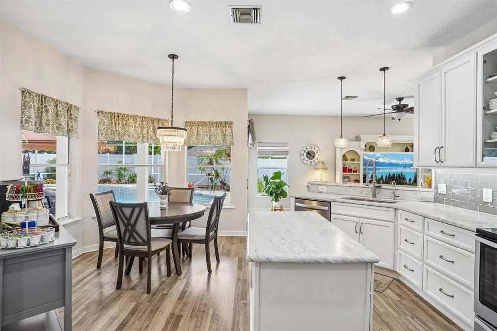 19323 PARK PLACE BOULEVARD Eustis, FL 32736