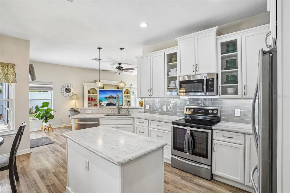 19323 PARK PLACE BOULEVARD Eustis, FL 32736