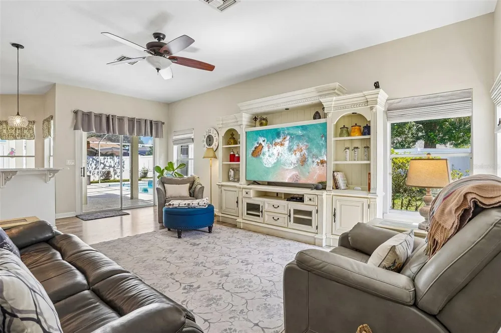 19323 PARK PLACE BOULEVARD Eustis, FL 32736