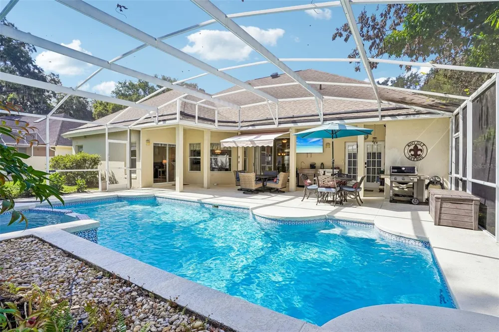 19323 PARK PLACE BOULEVARD Eustis, FL 32736