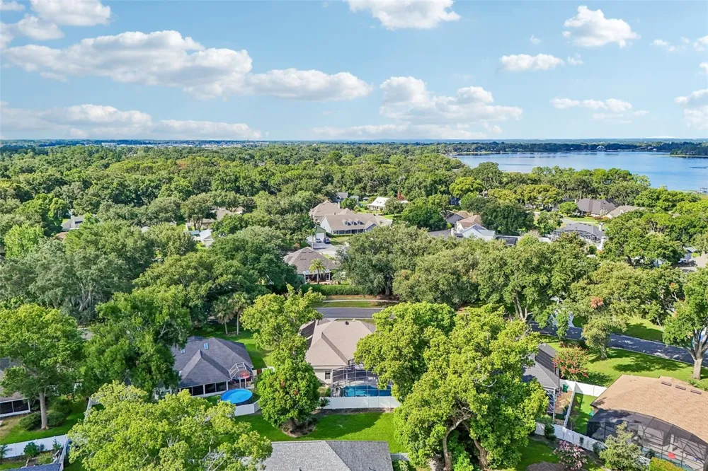 19323 PARK PLACE BOULEVARD Eustis, FL 32736