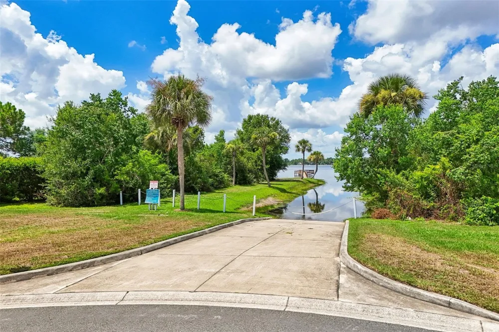 19323 PARK PLACE BOULEVARD Eustis, FL 32736