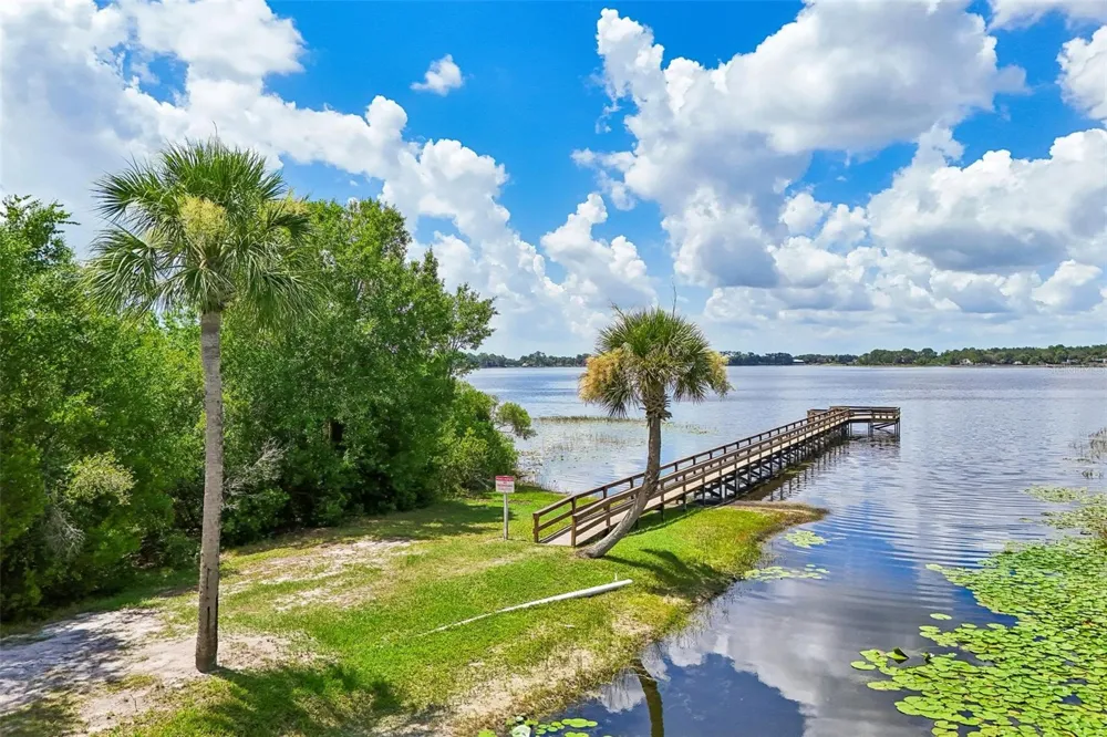 19323 PARK PLACE BOULEVARD Eustis, FL 32736