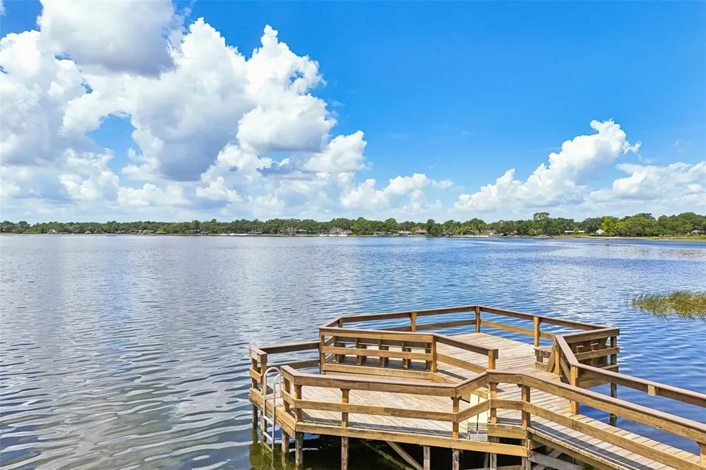 19323 PARK PLACE BOULEVARD Eustis, FL 32736