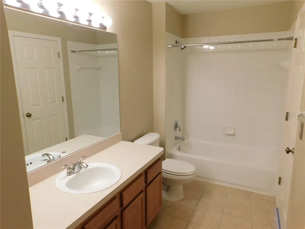 12450 COUNTRY WHITE CIRCLE Tampa, FL 33635