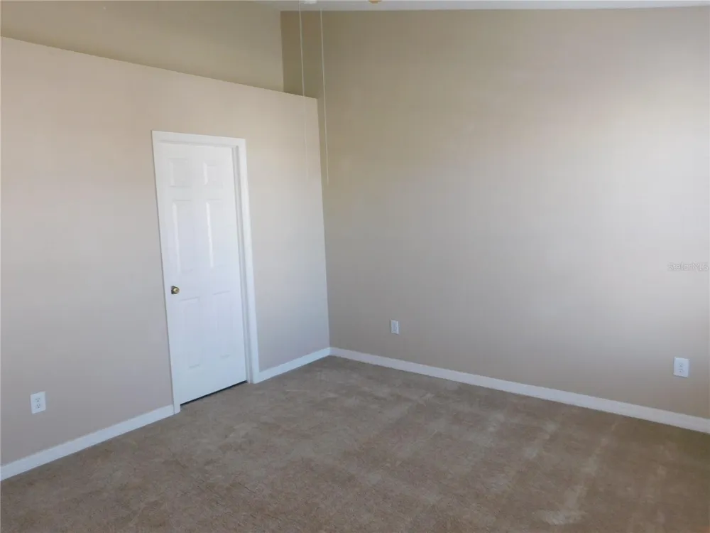 12450 COUNTRY WHITE CIRCLE Tampa, FL 33635