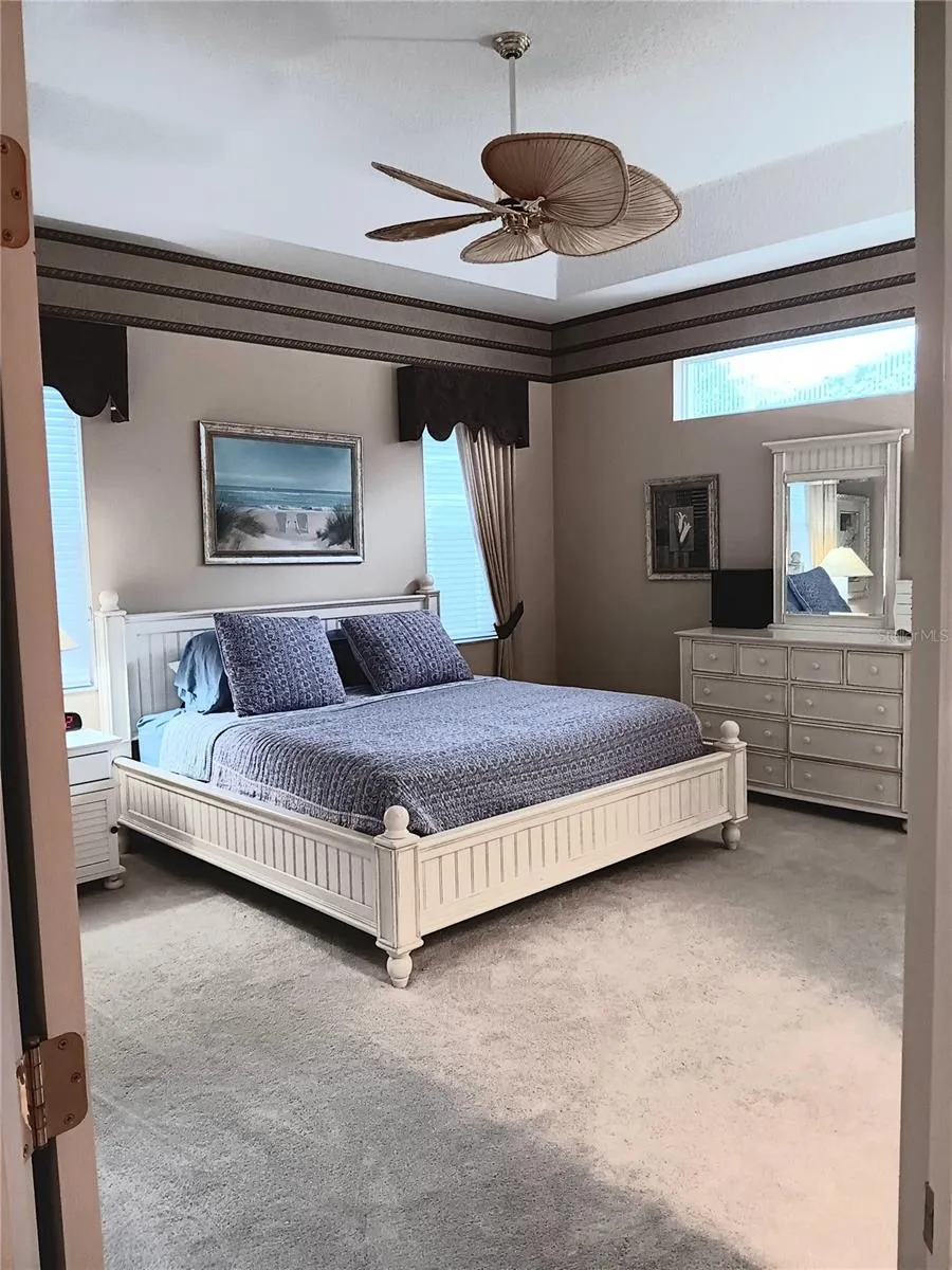 6828 WINSLOW STREET Sarasota, FL 34243