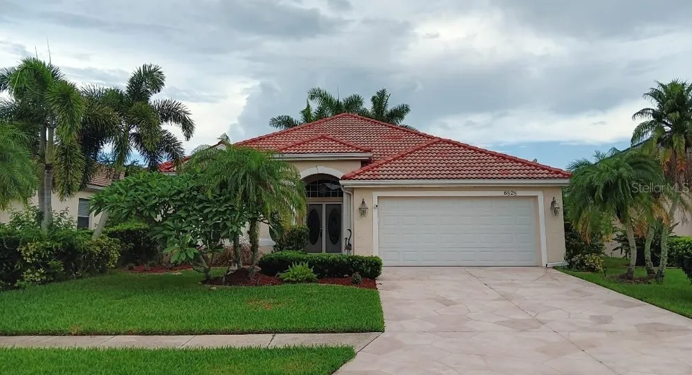 6828 WINSLOW STREET Sarasota, FL 34243
