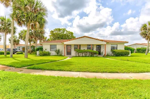 232 NORTHSHORE DRIVE #A