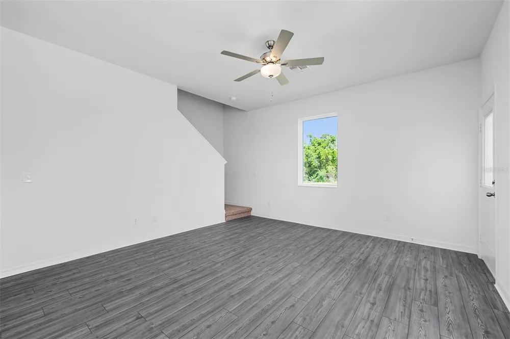 571 BAY LEAF DRIVE Poinciana, FL 34759