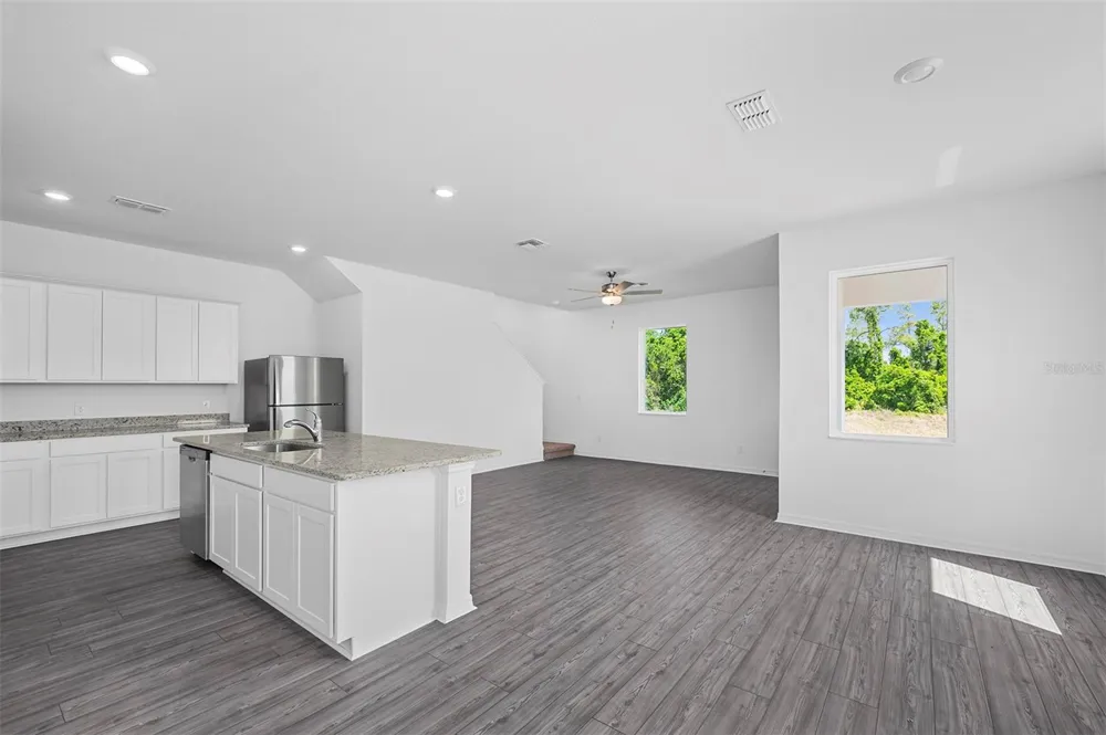 571 BAY LEAF DRIVE Poinciana, FL 34759