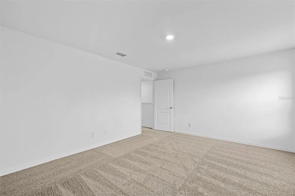 571 BAY LEAF DRIVE Poinciana, FL 34759