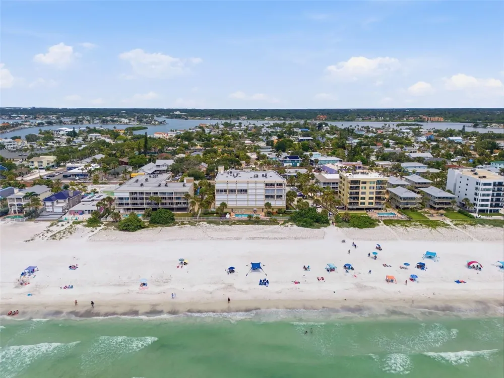 2 15TH AVENUE #303 Indian Rocks Beach, FL 33785