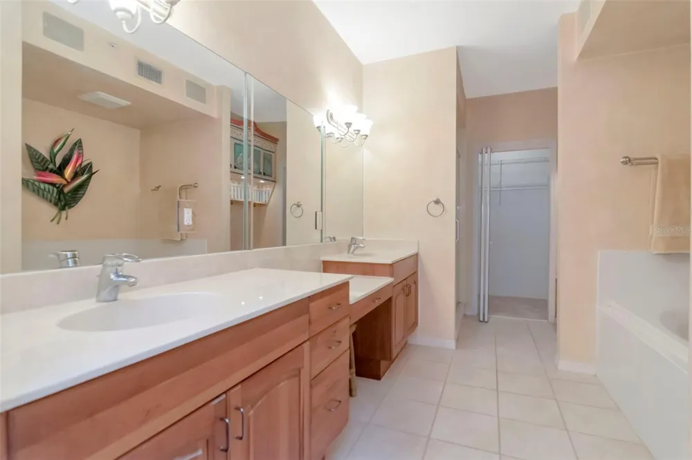 2 15TH AVENUE #303 Indian Rocks Beach, FL 33785