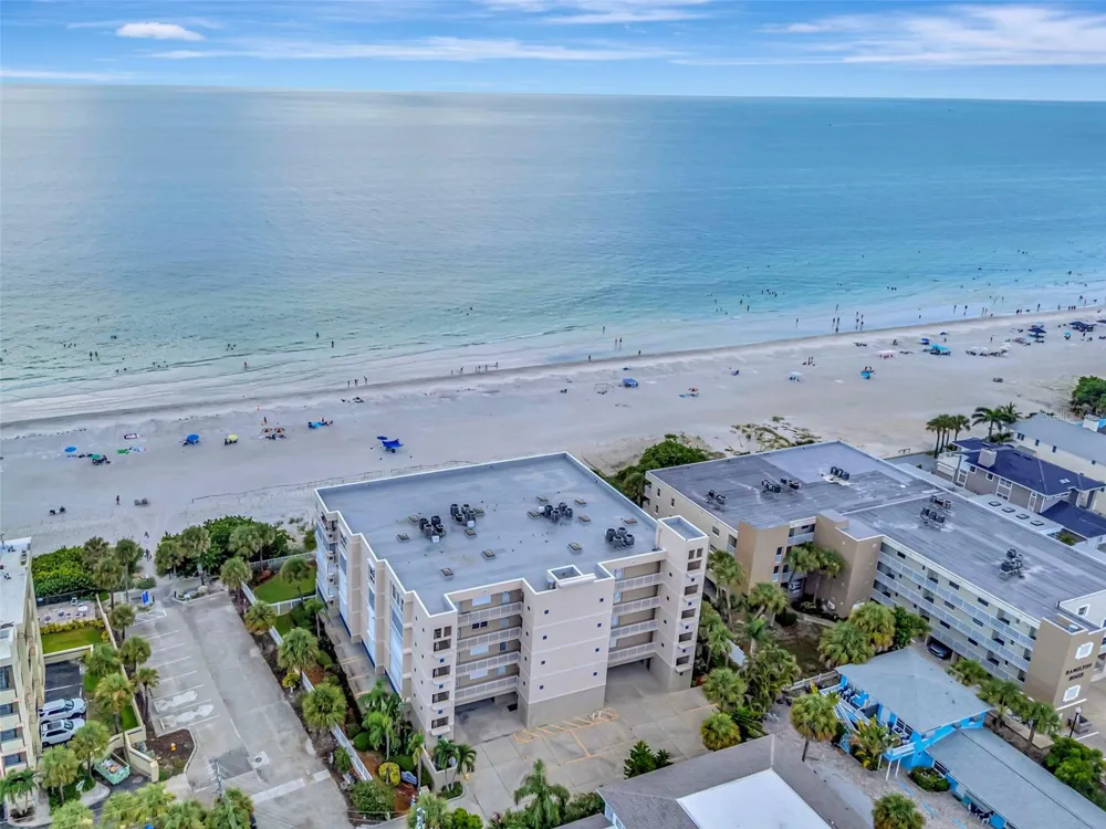 2 15TH AVENUE #303 Indian Rocks Beach, FL 33785