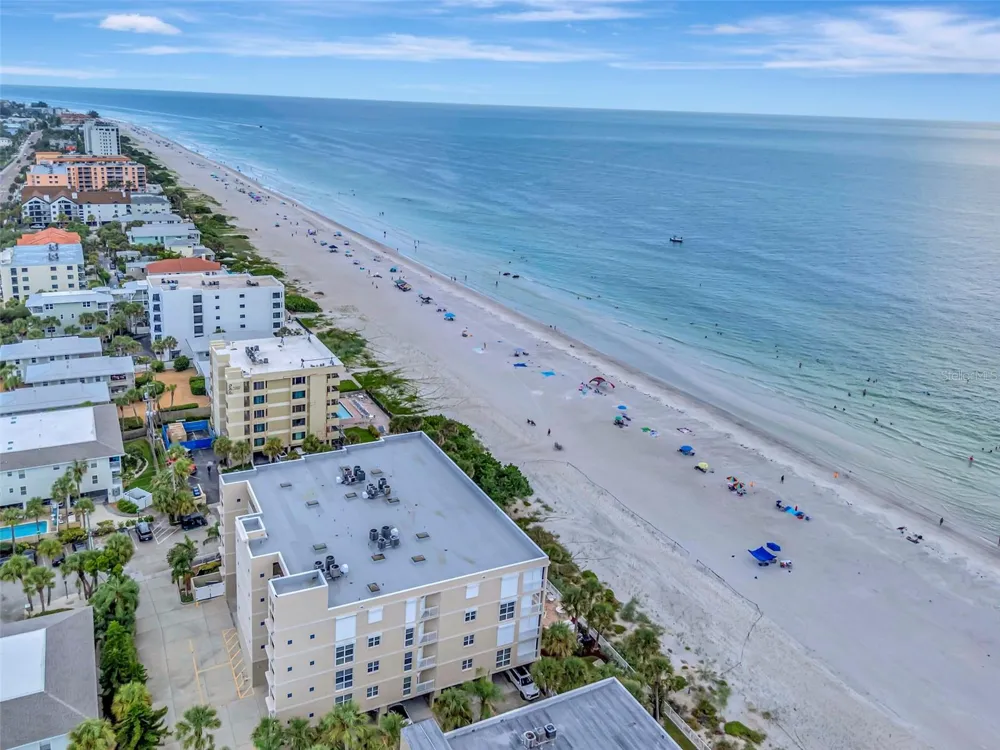 2 15TH AVENUE #303 Indian Rocks Beach, FL 33785