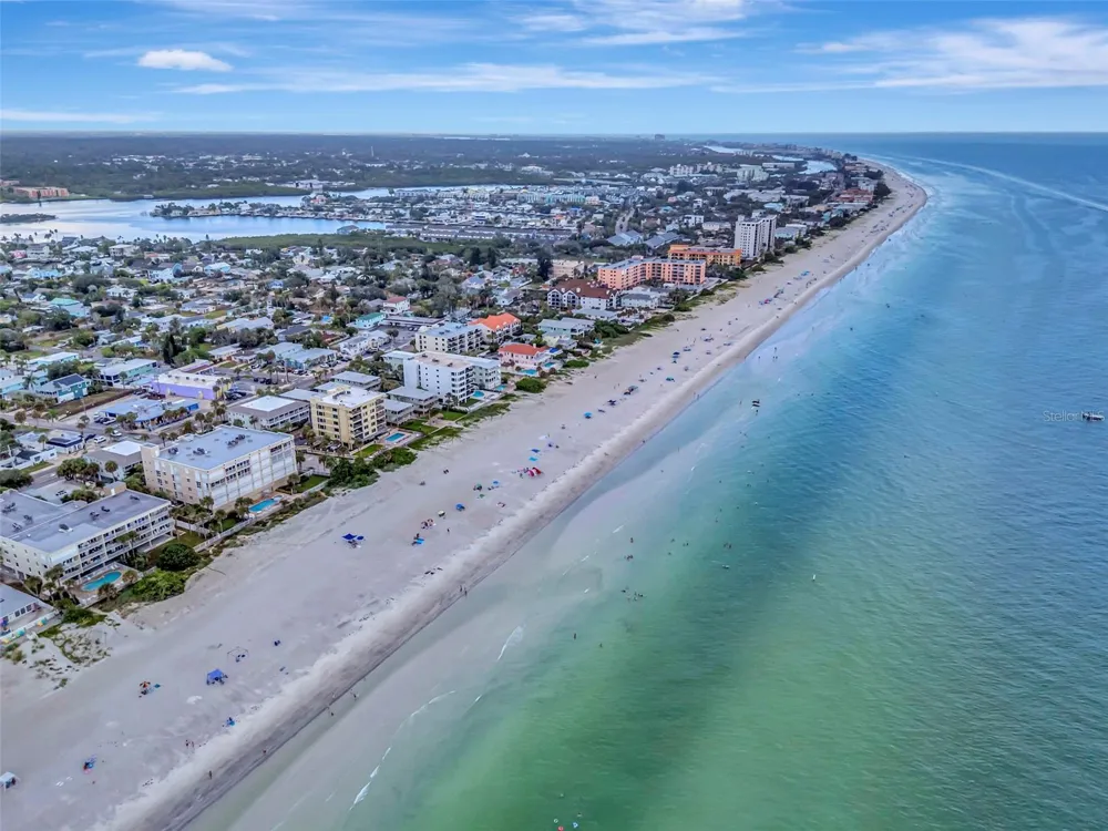 2 15TH AVENUE #303 Indian Rocks Beach, FL 33785