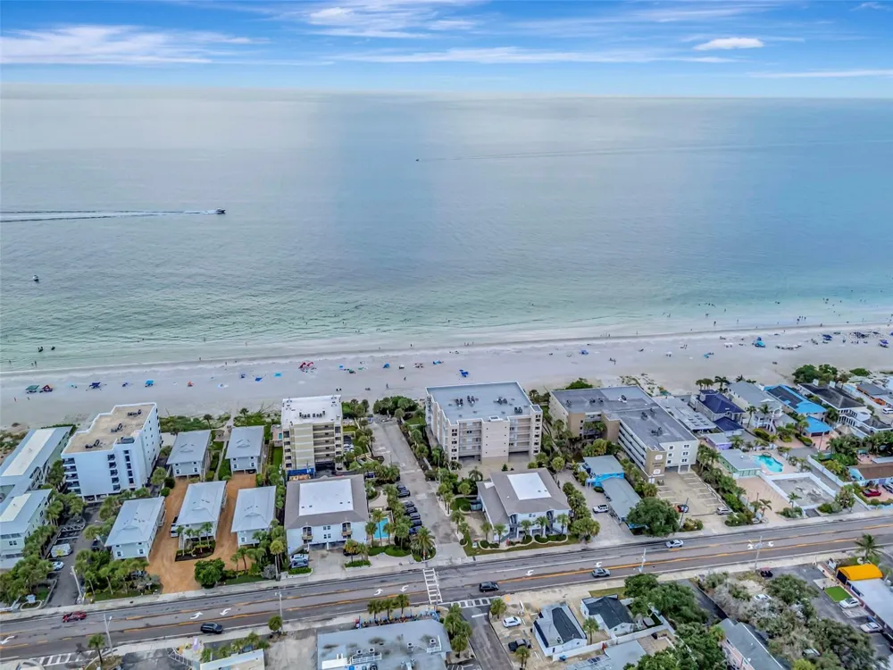 2 15TH AVENUE #303 Indian Rocks Beach, FL 33785