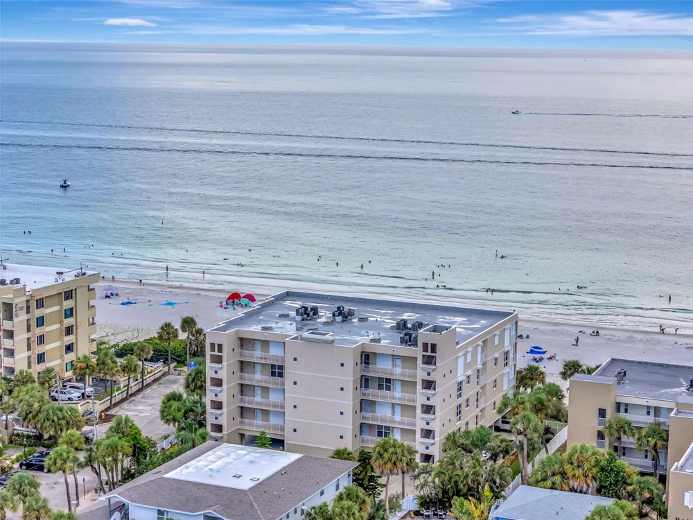 2 15TH AVENUE #303 Indian Rocks Beach, FL 33785