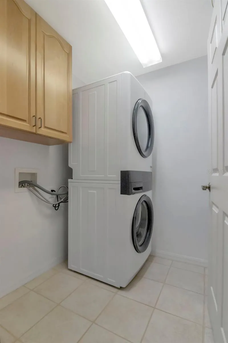 2 15TH AVENUE #303 Indian Rocks Beach, FL 33785