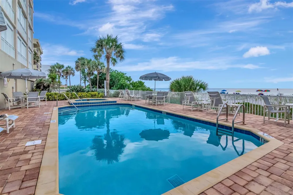 2 15TH AVENUE #303 Indian Rocks Beach, FL 33785