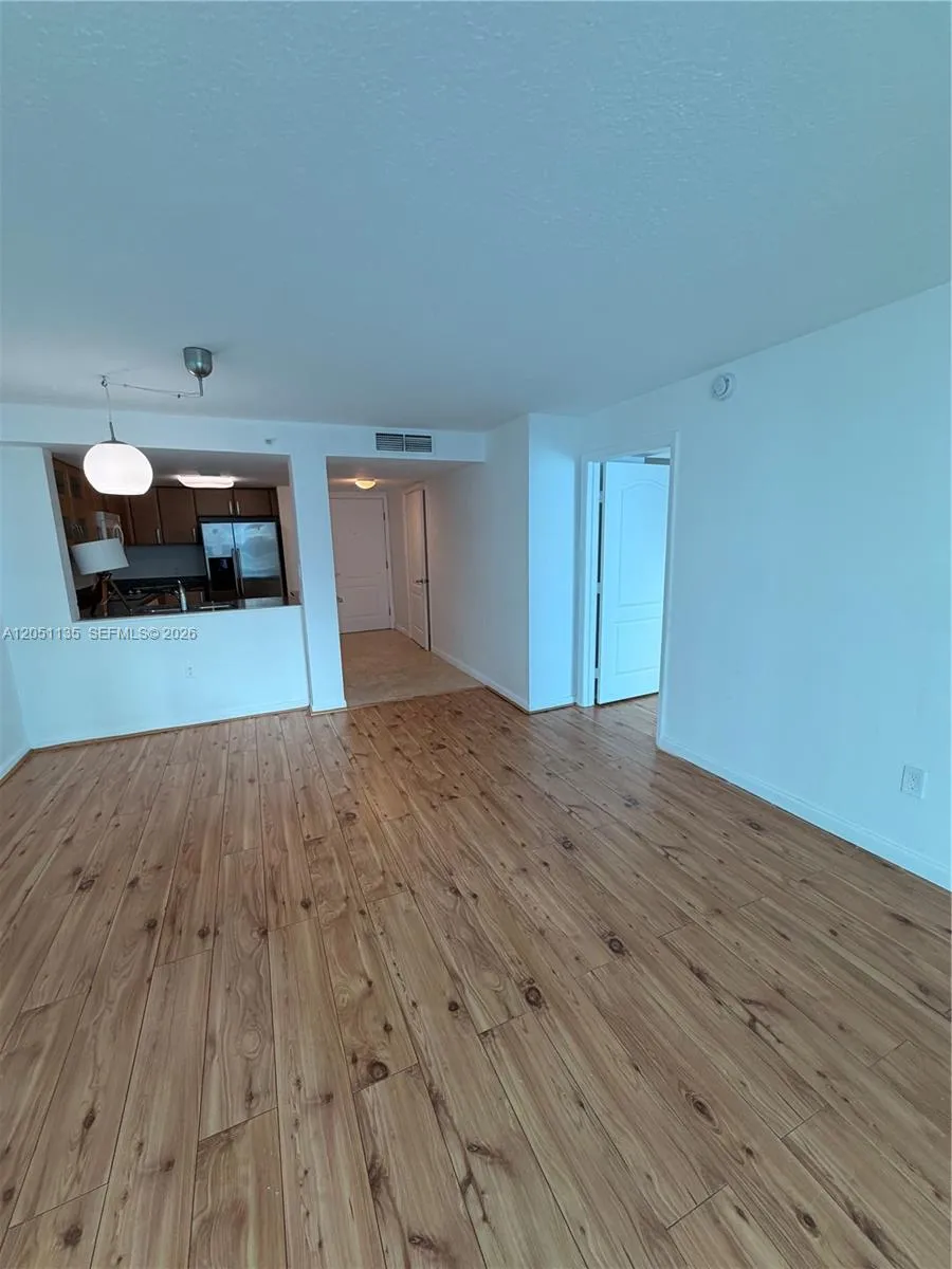 2101 Brickell Ave #502 Miami, FL 33129