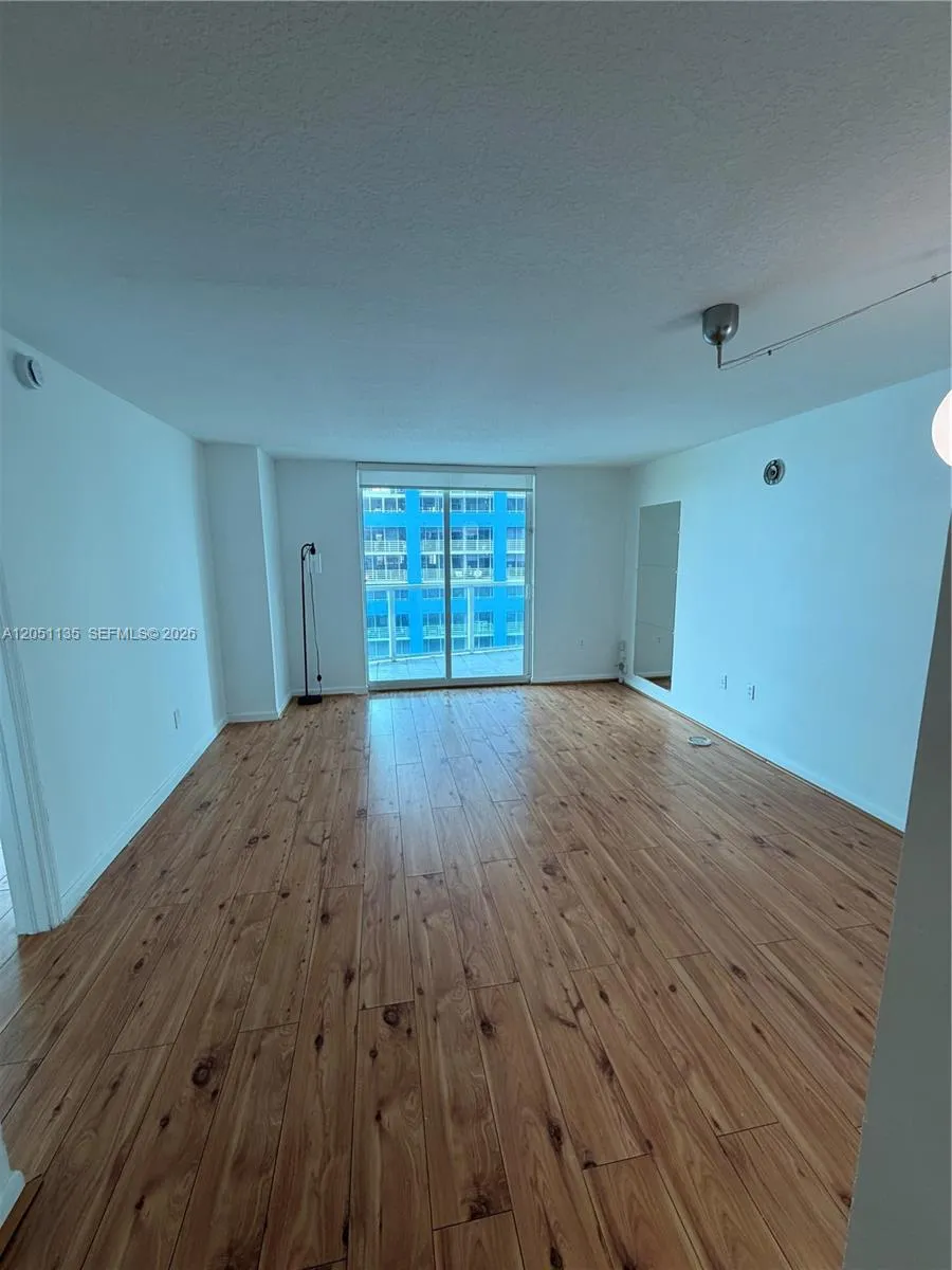2101 Brickell Ave #502 Miami, FL 33129