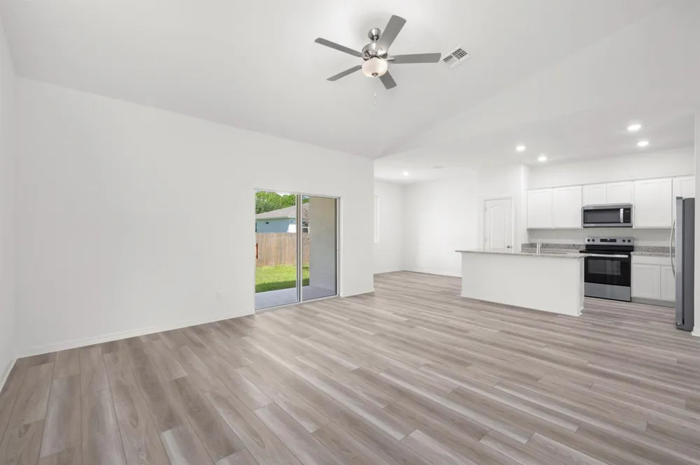 7725 95th Avenue Vero Beach, FL 32967