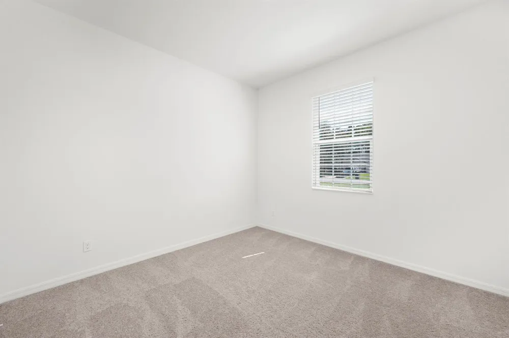 7725 95th Avenue Vero Beach, FL 32967