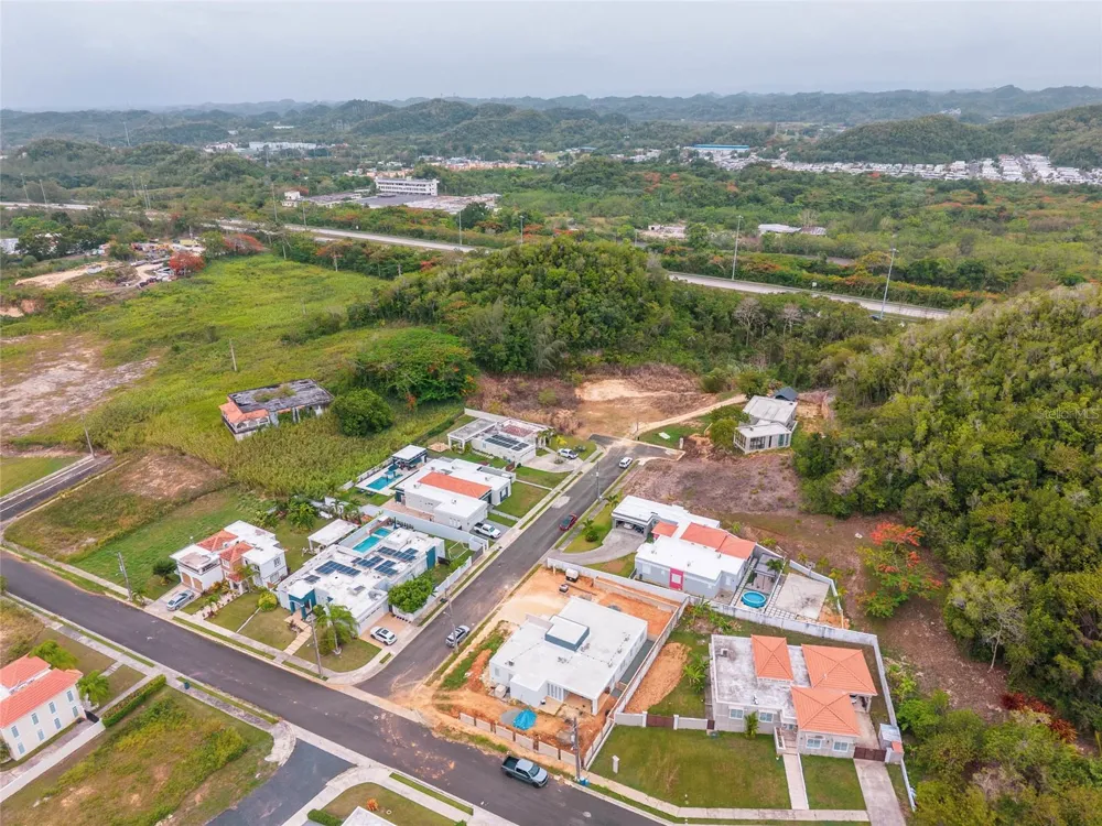 URB. REPARTO ROSELLO Manati, PR 00674