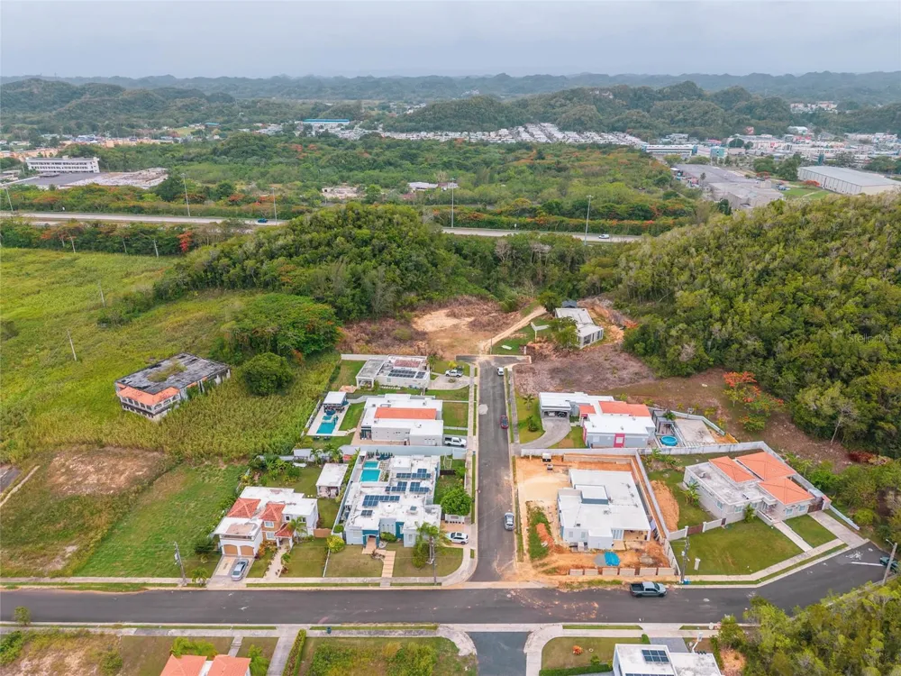 URB. REPARTO ROSELLO Manati, PR 00674