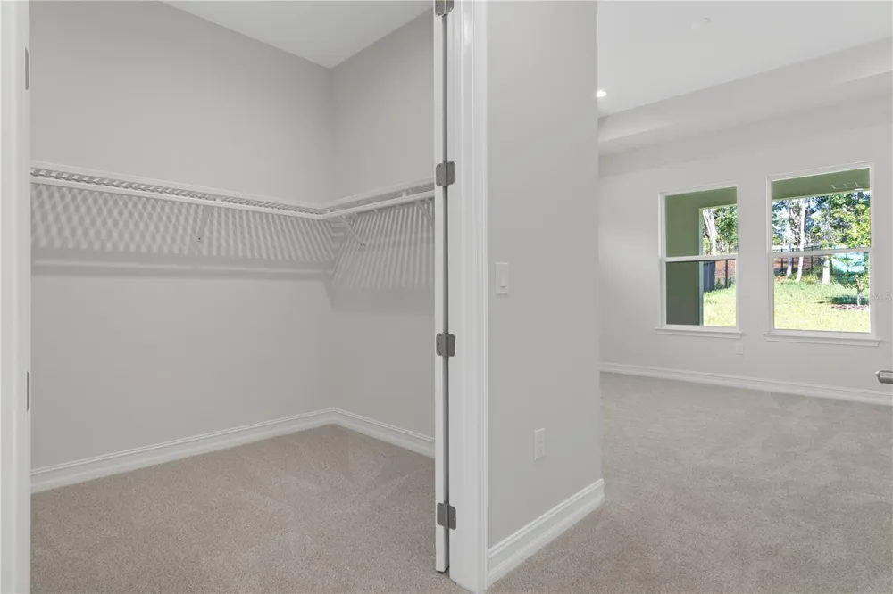 3926 SOUTHERN VALLEY LOOP Brooksville, FL 34601