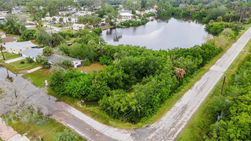 4935 LARGO TERRACE New Port Richey, FL 34652