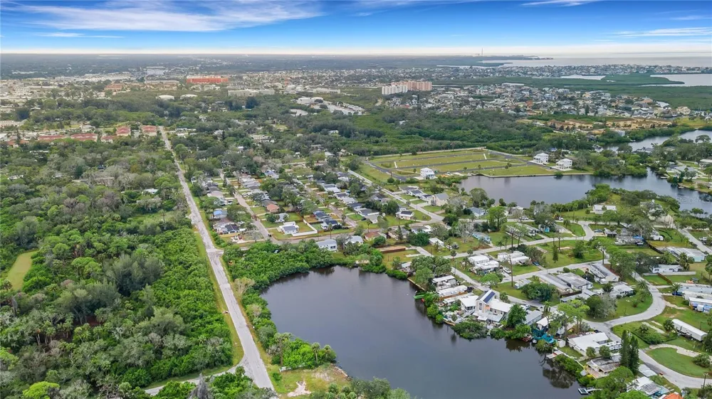 4935 LARGO TERRACE New Port Richey, FL 34652