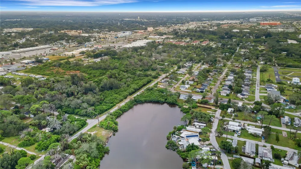 4935 LARGO TERRACE New Port Richey, FL 34652
