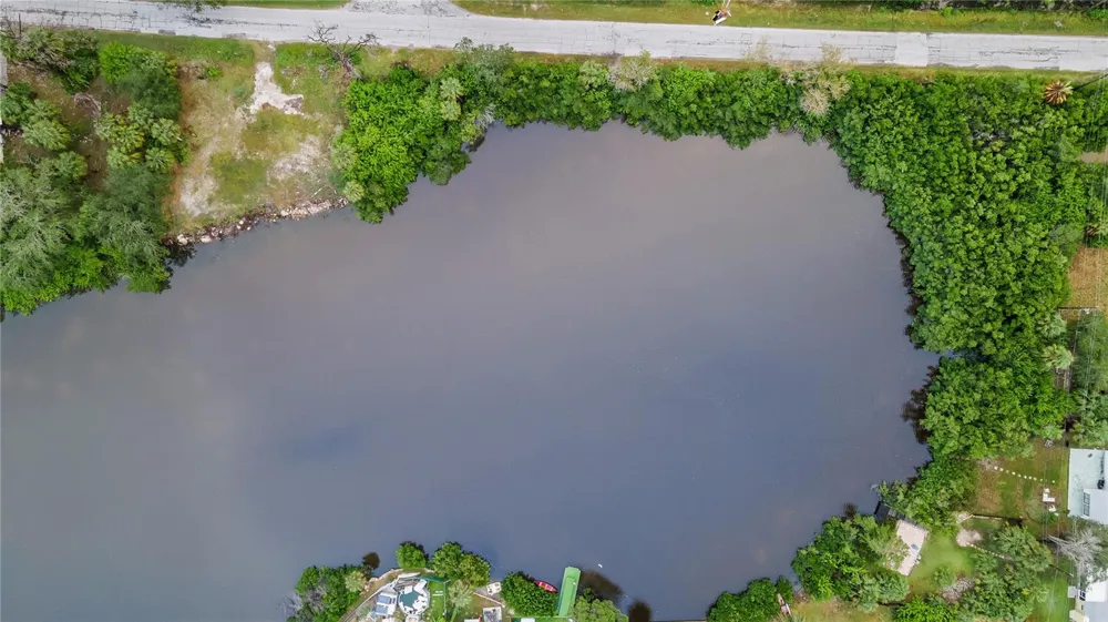 4935 LARGO TERRACE New Port Richey, FL 34652